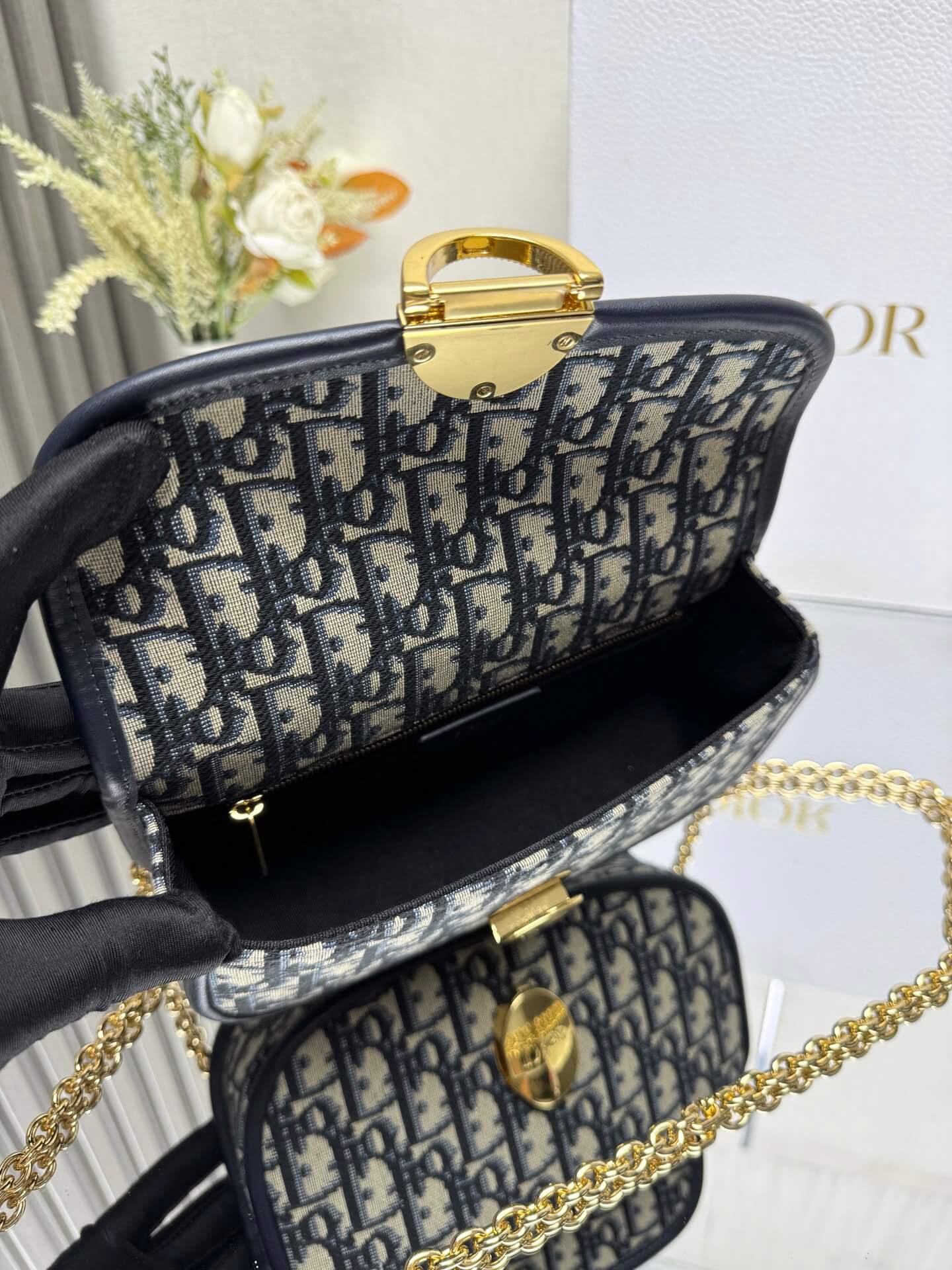 Small Dior Médaillon Flap Bag with Chain M3921