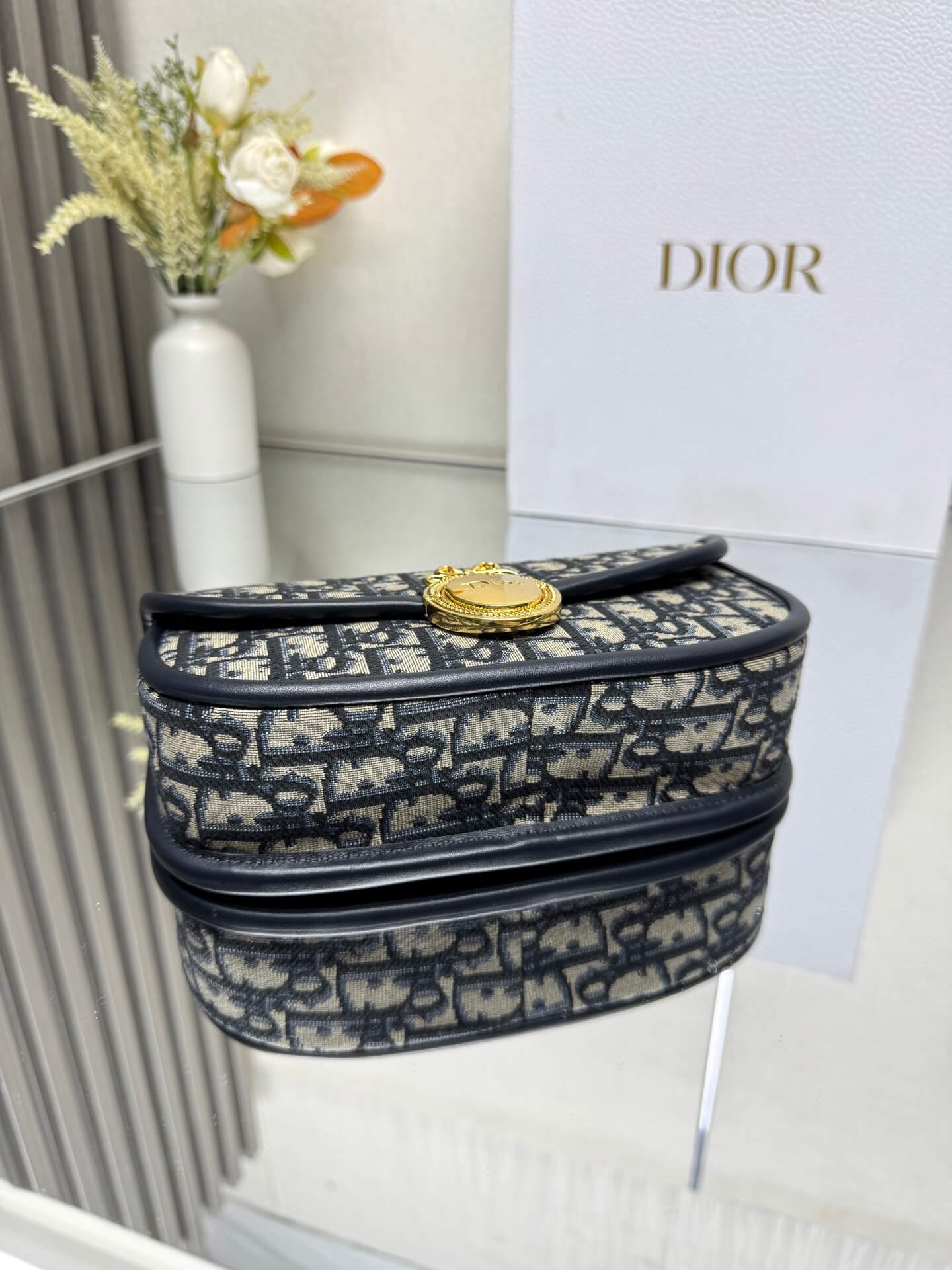 Small Dior Médaillon Flap Bag with Chain M3921